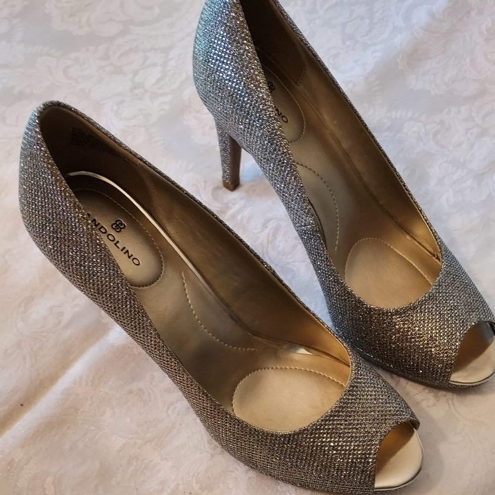 Women's Dress Peep-toe high-heeled Bandolino pumps-Size 7.5